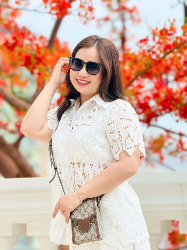 Nguyễn Thị Thảo Phương là ai - Dịch vụ gửi hàng đi Úc - Vận chuyển hàng đi Úc giá rẻ